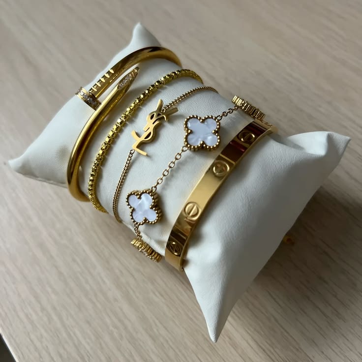 The Kylie 4-Piece Jewellery Set
